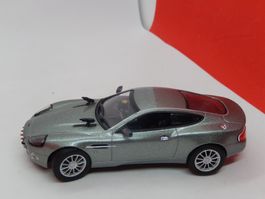 Aston Martin V8 Vantage - James Bond - speziell %%SALE%%