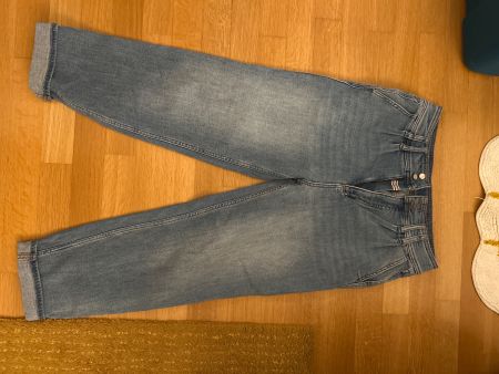 Pilcro pleated boyfriend jeans, size 27—Great Find!