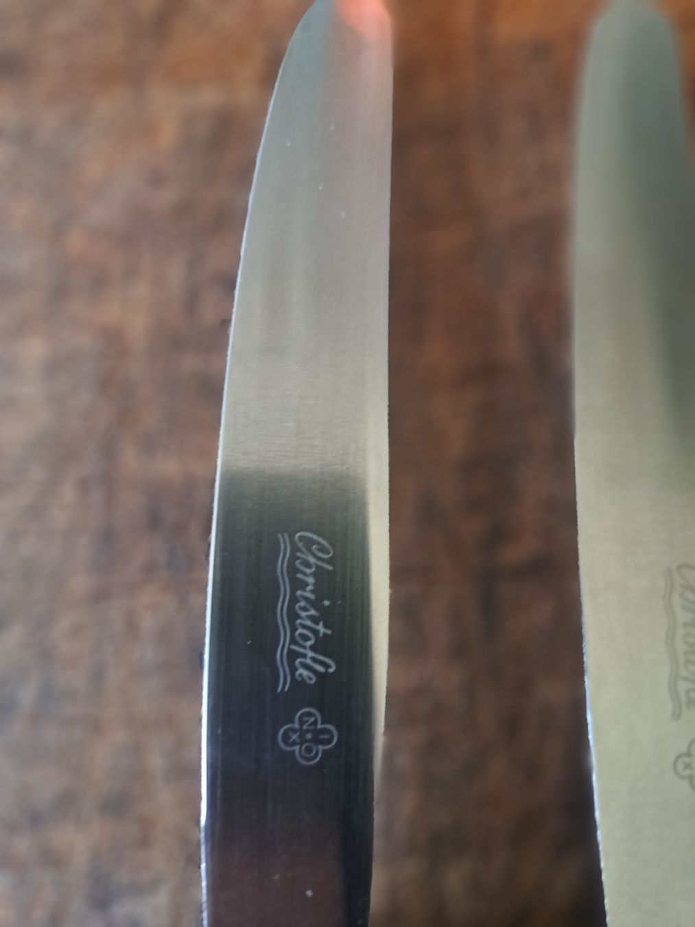 Christofle Posate: 5 couteaux Christofle Inox argenté – Usato da Zollikerberg venduto da ren_q7gc