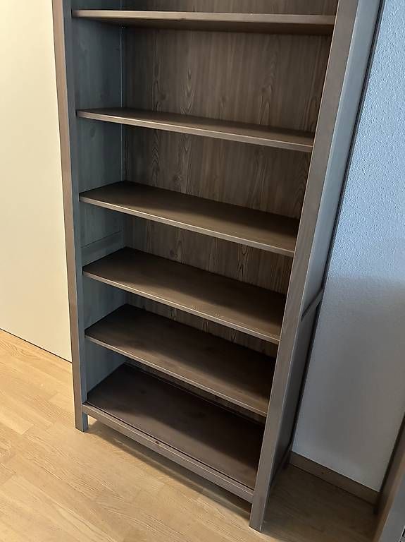 Scaffali: Bibliothèque en bois – Usato da Fribourg venduto da Brosciuttofunghi 2