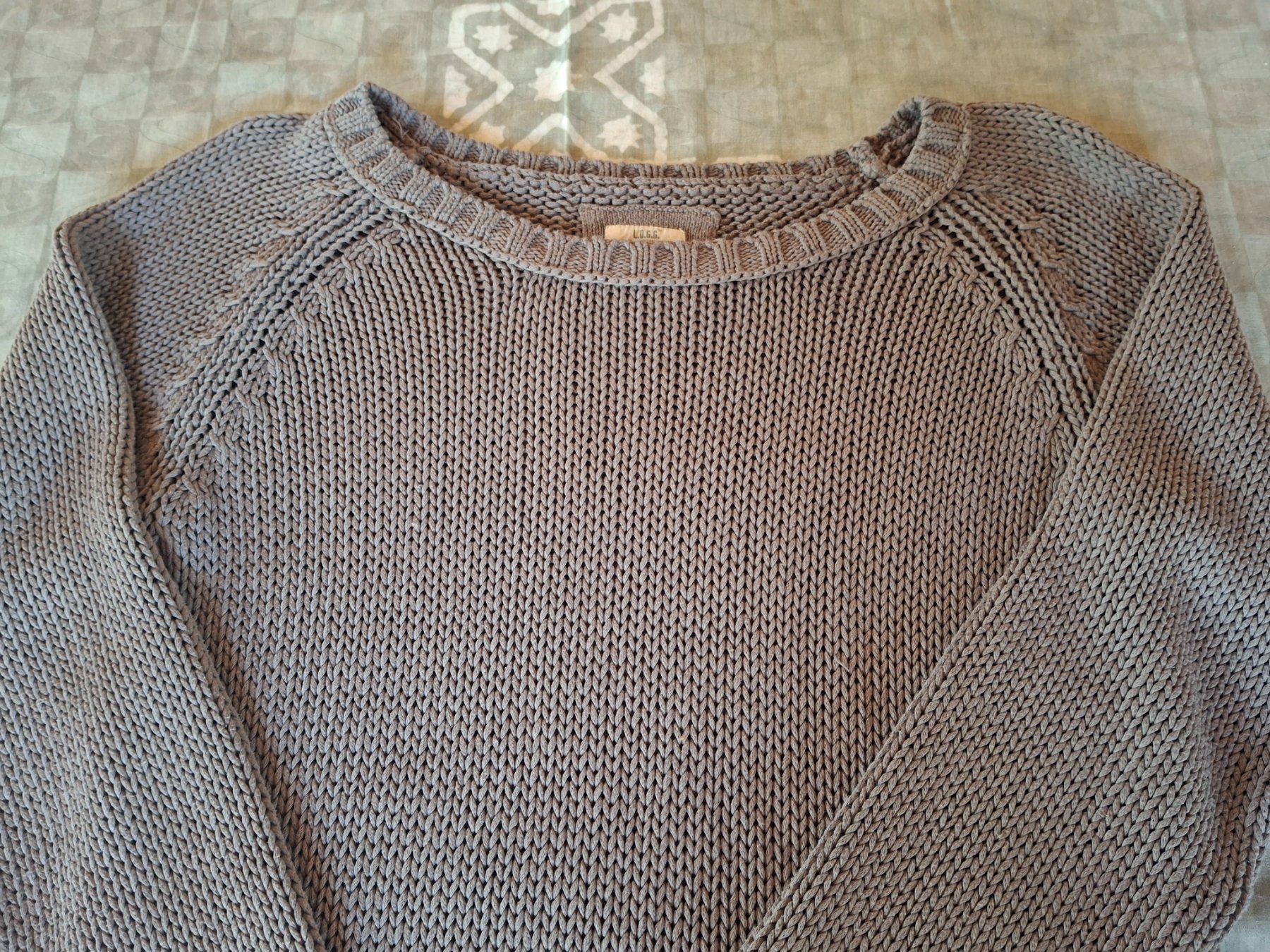 H&M Maglioni & Felpe: Pull gris taille S marque H&M 60% coton – Usato da Villiers venduto da san_jn5w 2