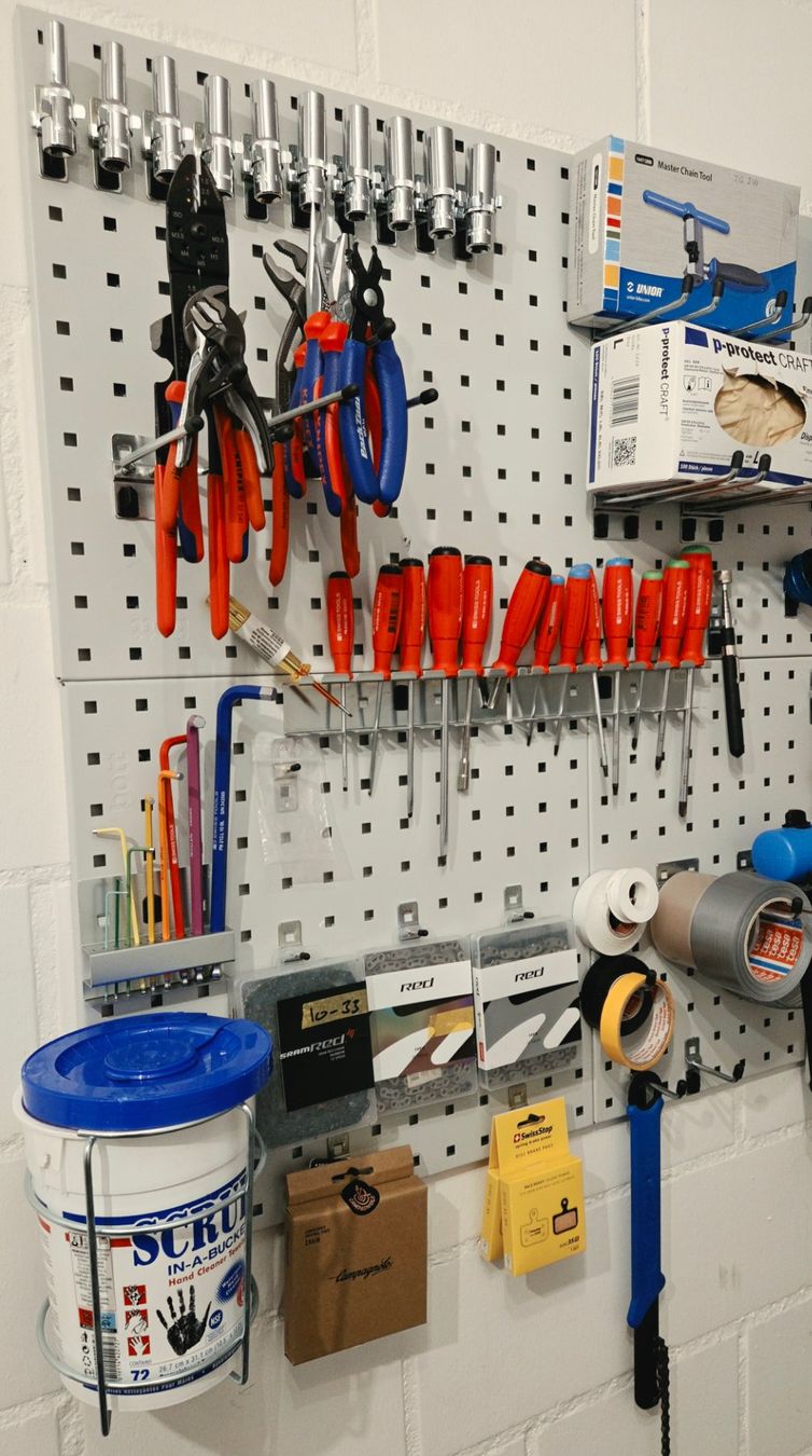 Wandhalterungen: Bott "perfo" - Werkzeug-Lochwand – Gebraucht aus Ittigen von bluesboy_66 1