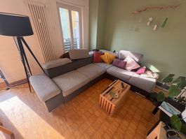 Graues Eckesofa, Stoff, fürs Wohnzimmer