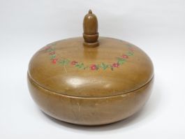 Antike Holzdose mit Deckel