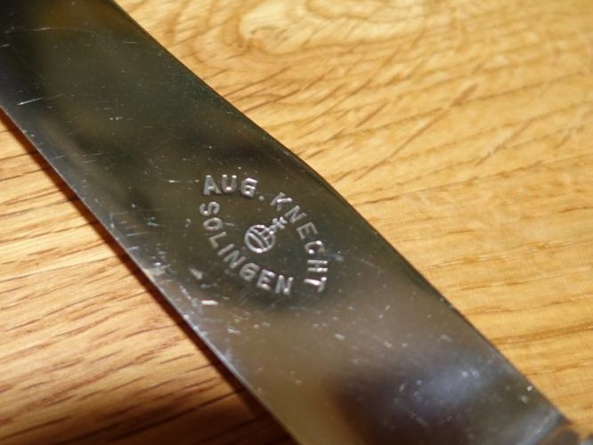 Solingen Posate: 5 Messer 'Buttermesser' Solingen antik August Knecht – Usato da Pâquier-Montbarry venduto da phi_5v2r 2