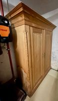 Bauernschrank aus Massivholz – für Bastler / Renovat