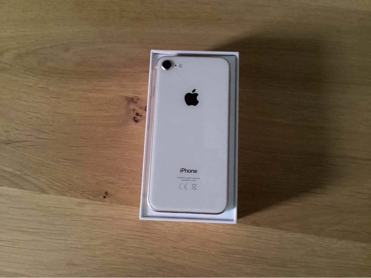 Apple Telefoni cellulari / Smartphones: iPhone 8 64GB – Usato da Finsterhennen venduto da livi20 2