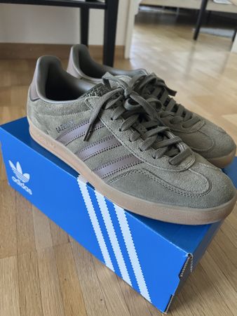 Adidas Gazelle Olive/Gum, Size 43 1/3, Top!