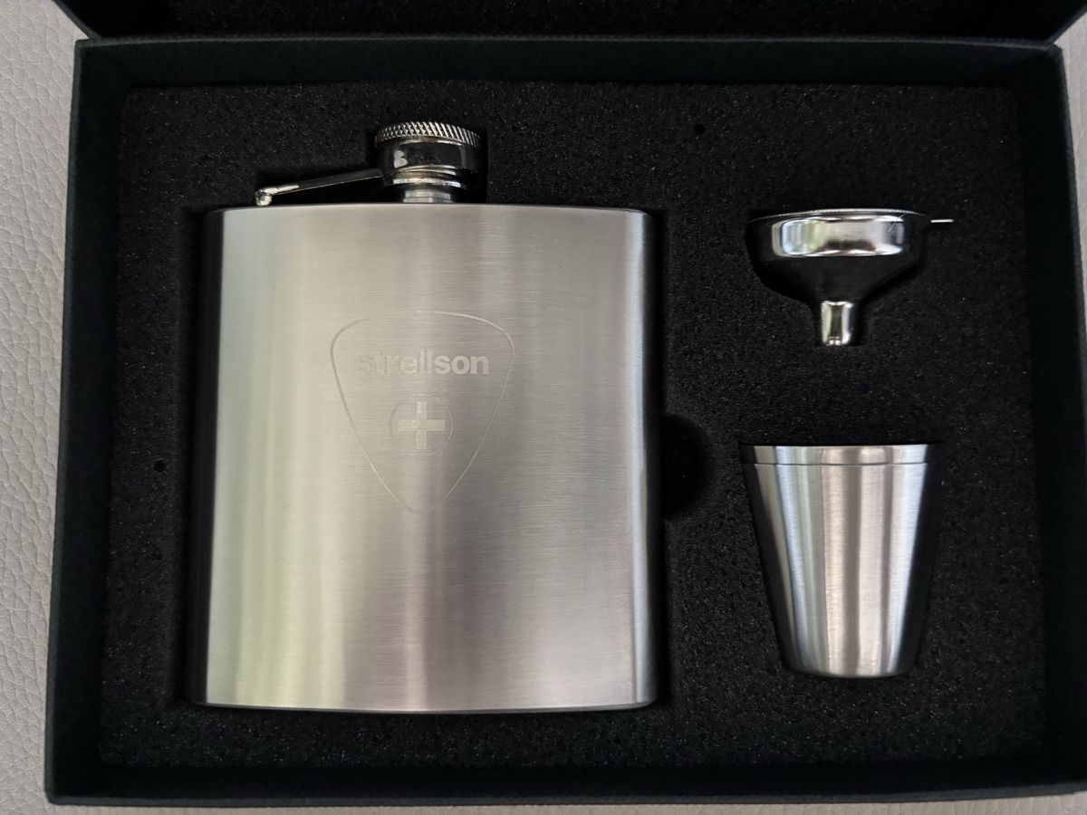 Altro: Flachmann Silber Strellson-Edition – Nuovo (secondo la descrizione) da Bottighofen venduto da lwa_11686 2