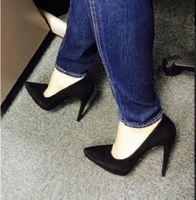 PRADA 40-40,5 Exklusivmode/NP1200CHF Pumps 13/4