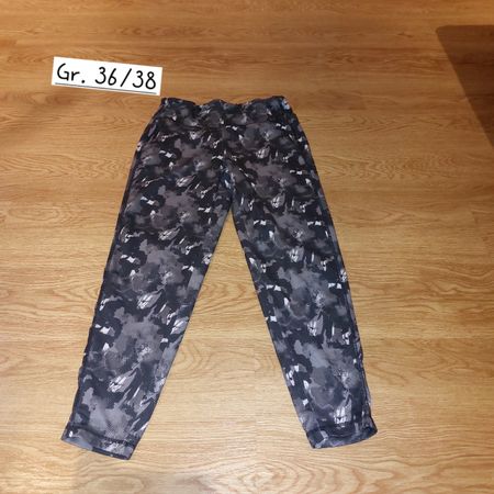Sportliche Hose, Gr. 36/38, ideales Frühlingsoutfit!