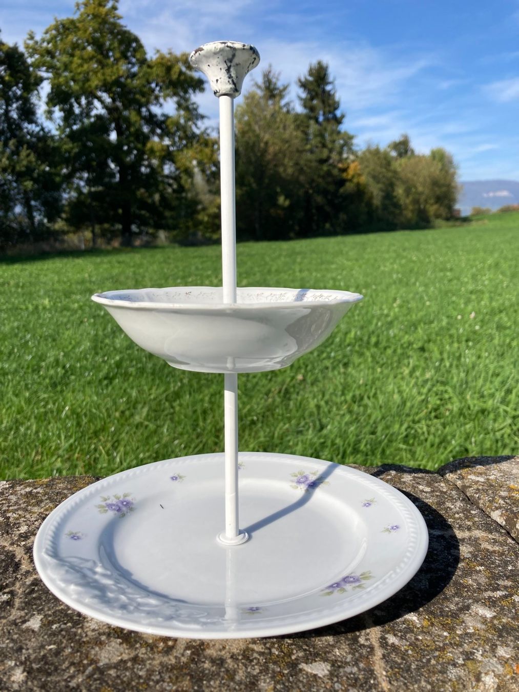 Piatti: Etagere romantischer Shabby Chic look mit Metallkopf – Usato da Subingen venduto da ArtBead 1