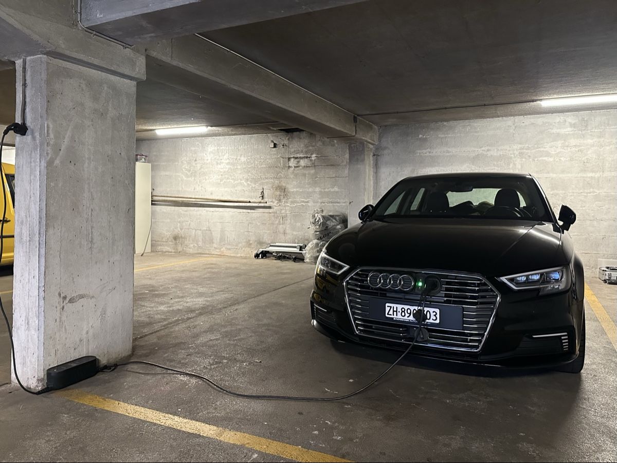 Audi Automobili: Audi A3 Sportback e-tron – Usato da Zürich venduto da Carsell 2