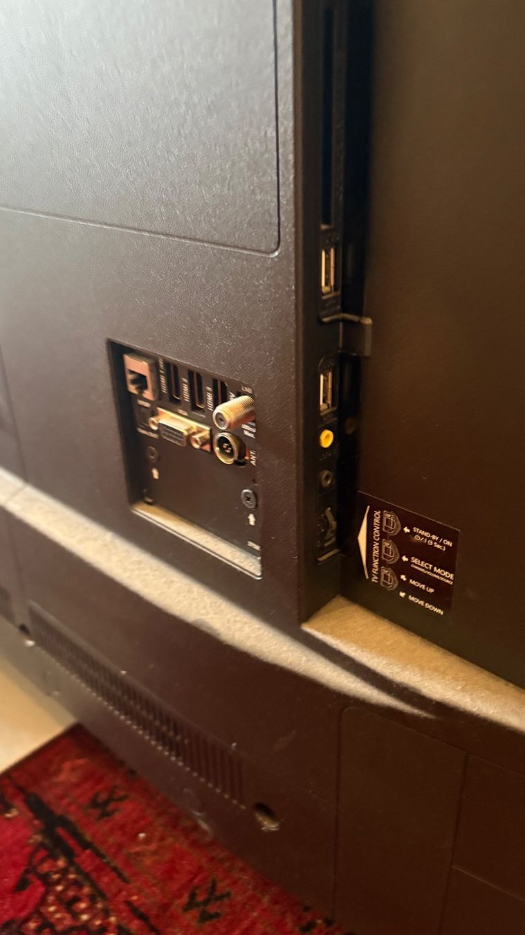 Durabase Appareils TV: TV Durabase 55" – D'occasion à Zofingen par Nicolas4800 3