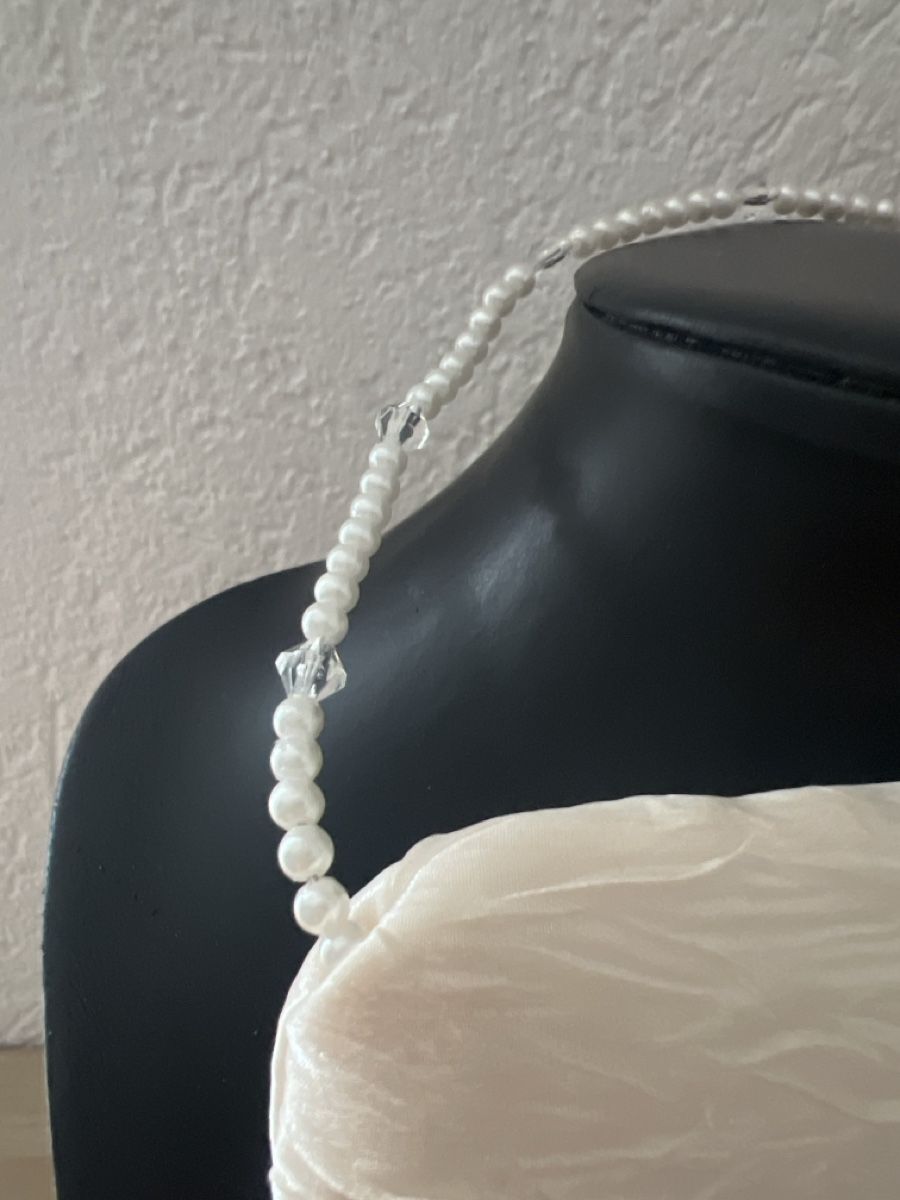 Sacs femmes: Elegante Abendtasche, creme, Perlenkette, Blume – D'occasion à Seon par Sunny-Schmuck78 2