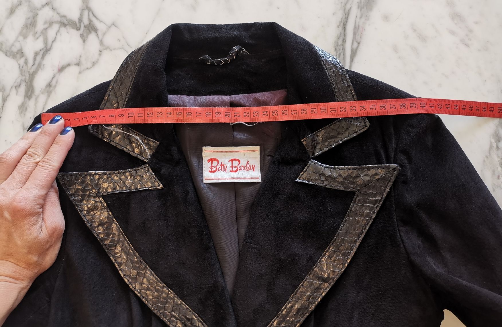 Betty Barclay Giacche: Betty Barclay Vintage Lederblazer mit Pythonleder – Usato da Uerikon venduto da pink_flamingo 4