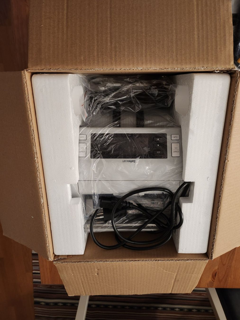Banconote: Contabanconote elettrico – Usato da Wilen bei Wollerau venduto da ann_5wdx