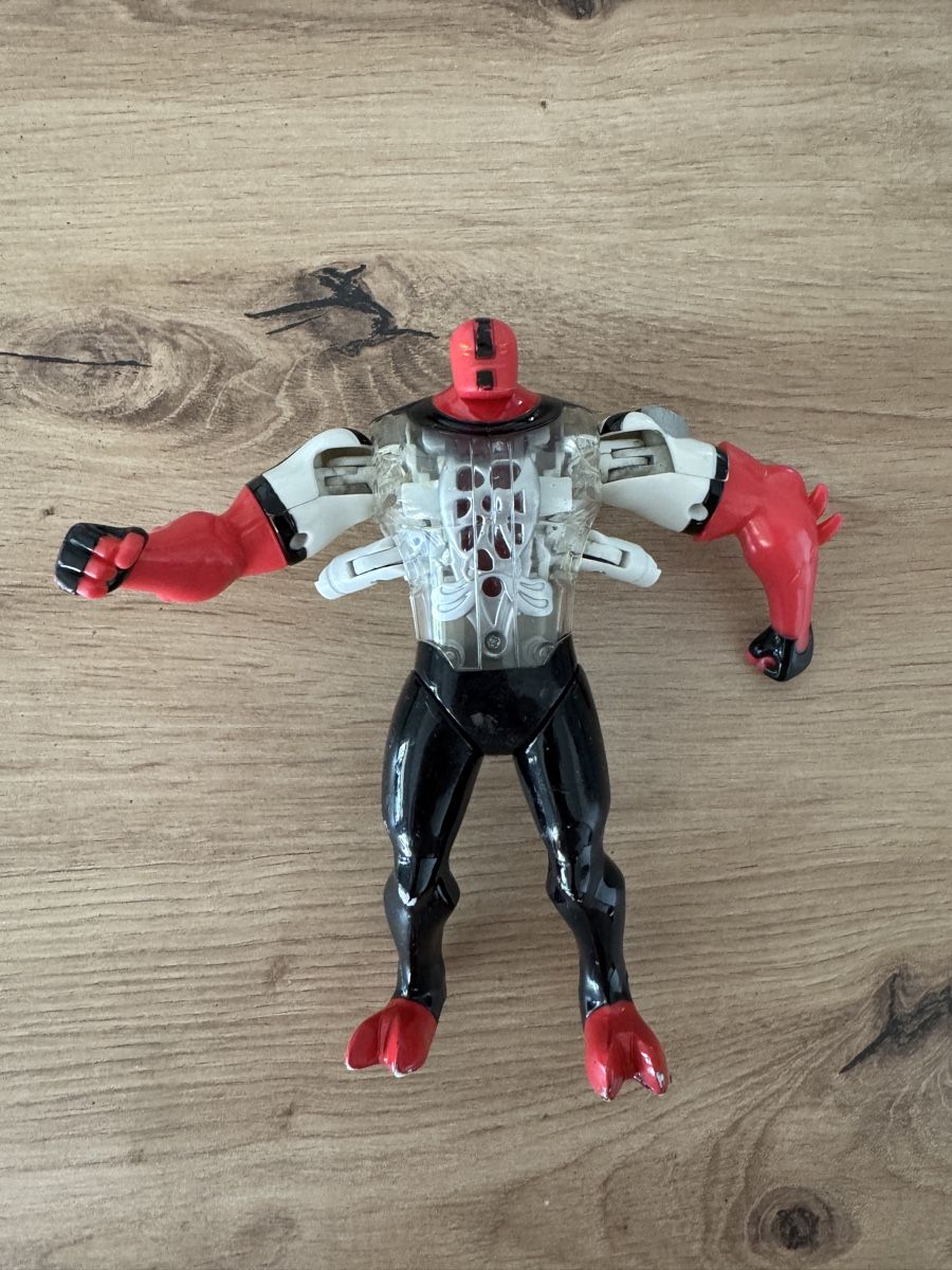Bandai Statuette: Actionfigur Ben 10 Vierarme 2008 Bandai – Usato da Biberist venduto da etesummer