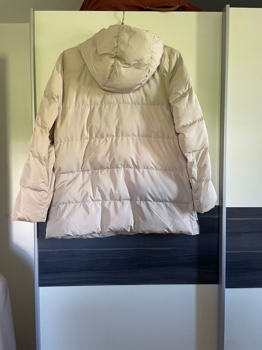 Giacche: Damen Winterjacke, beige, geschätzte Grösse :M – Usato da Teufen AR venduto da evi_77q5 1