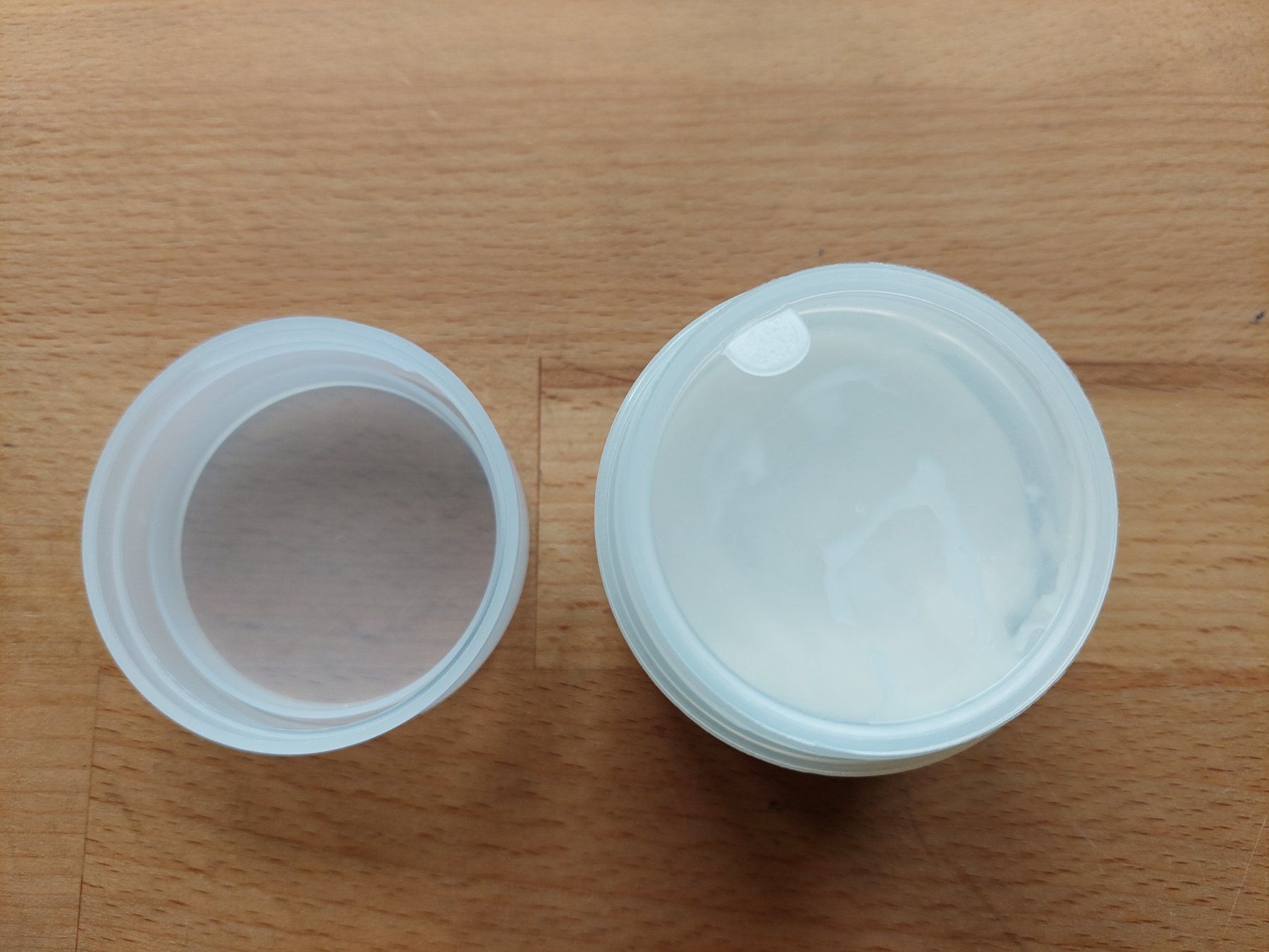 Feuchtigkeitspflege: Aloe Vera Creme 34x50ml – Gebraucht aus Obfelden von Foto_Bild_Kunst_Buch 2