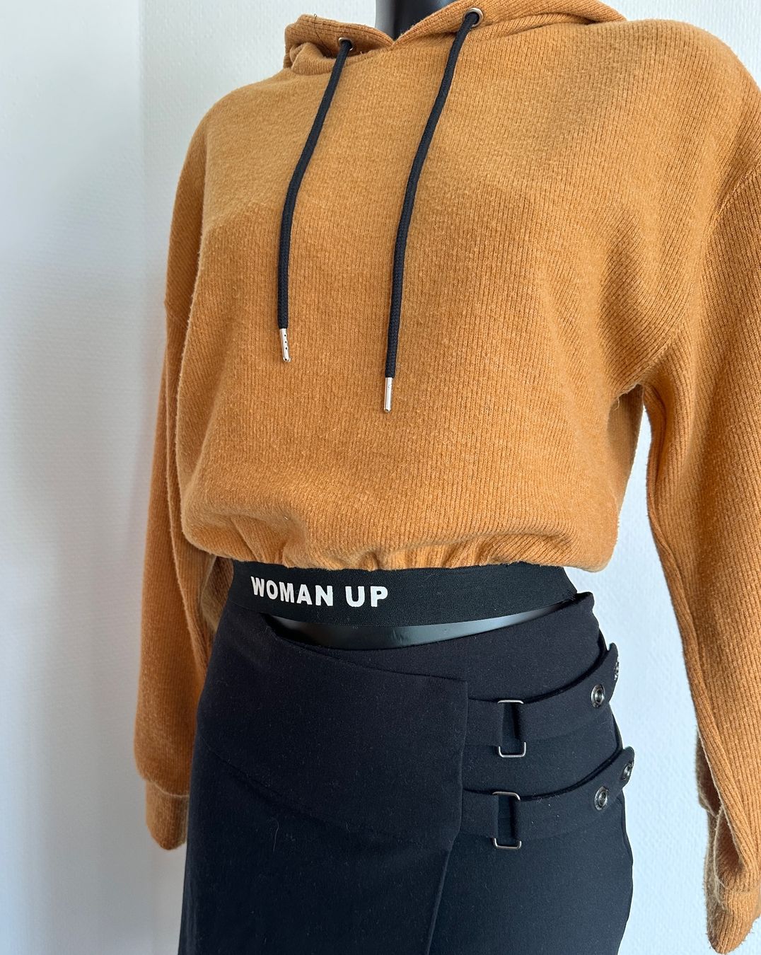 Pulls & Sweat-shirts: TOP - Gr S TALLY WEIJL Hoodie kurzer Pullover – D'occasion à Rickenbach b. Wil par sunneschii_ 4