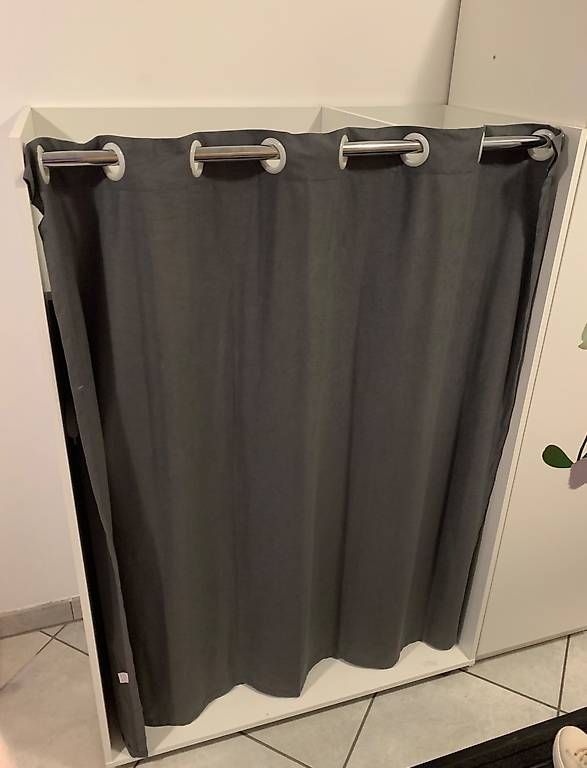 Guardaroba: Garderobe-Schrank – Usato da Einsiedeln venduto da Yacki121017 2
