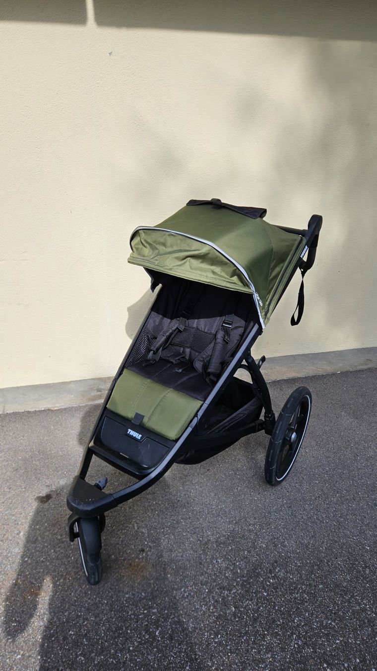 Thule Kinderwagen: Thule Urban Glide 2 Cypress Green+Black – Gebraucht aus Hedingen von Ckuster 1