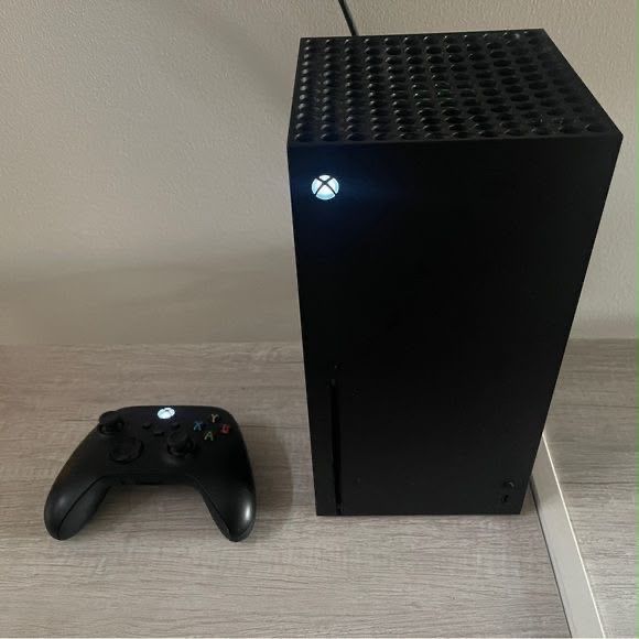Microsoft Console: XBOX SERIES X – Nuovo (secondo la descrizione) da Flawil venduto da pad_89zd