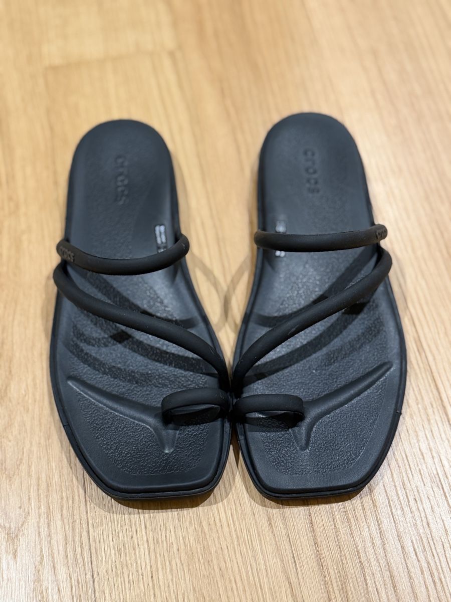 Crocs Scarpe da donna: MIAMI TOE LOOP - Pool shoes - black Gr 37-38 – Nuovo (secondo la descrizione) da Rümlang venduto da Flaviia_ 2