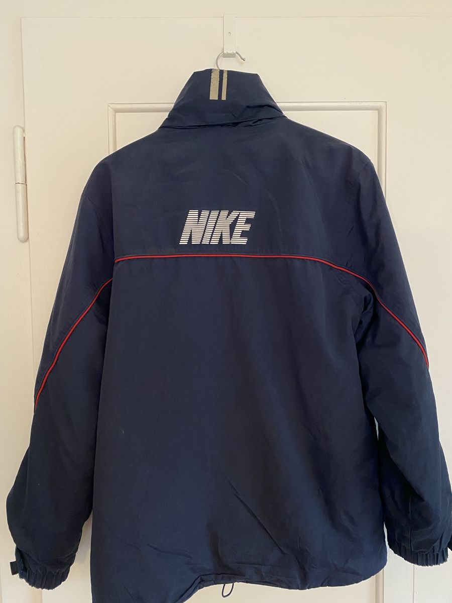 Nike Jacken: Nike Vintage Jacke – Gebraucht aus Zürich von Uiuiui 1