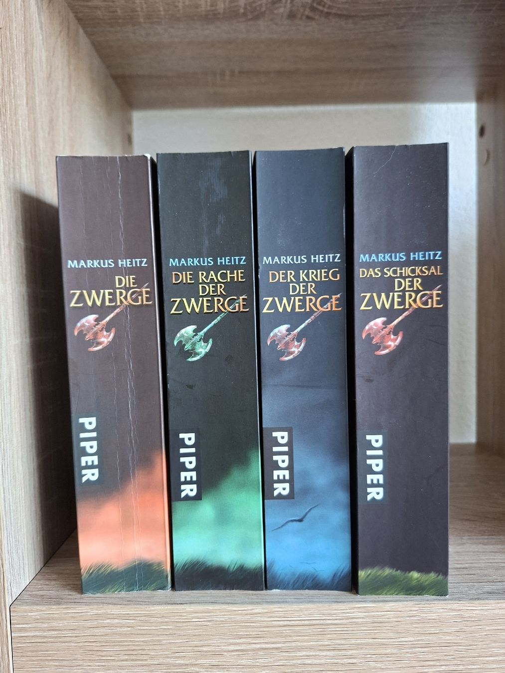 Libri: Die Zwerge, Band 1-4 – Nuovo (secondo la descrizione) da Olten venduto da LeoJN91