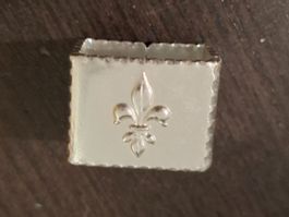 Pfadfinder Krawattenhalter mit Lilienmuster, Pfadi