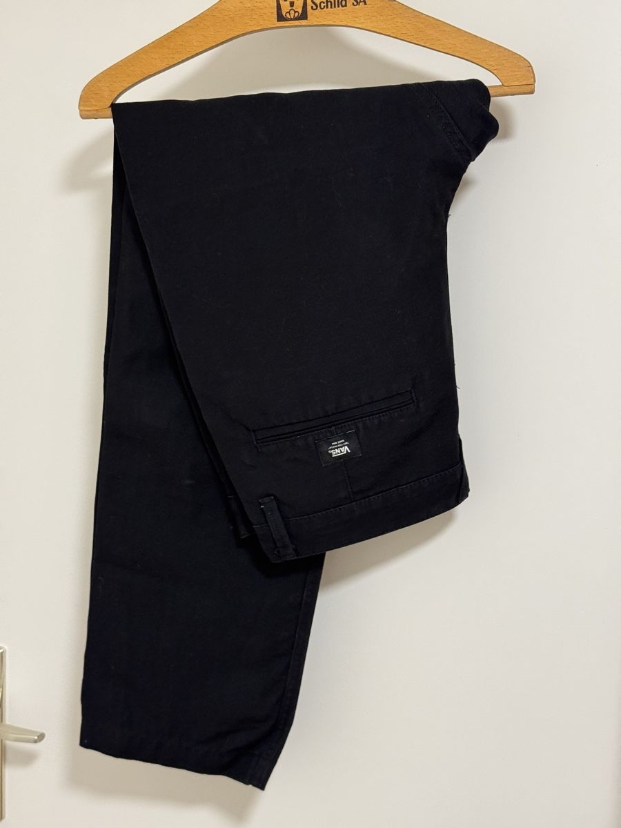 Vans Pantalons: vans trousers 32x32 – D'occasion à Baar par mario.lei 1