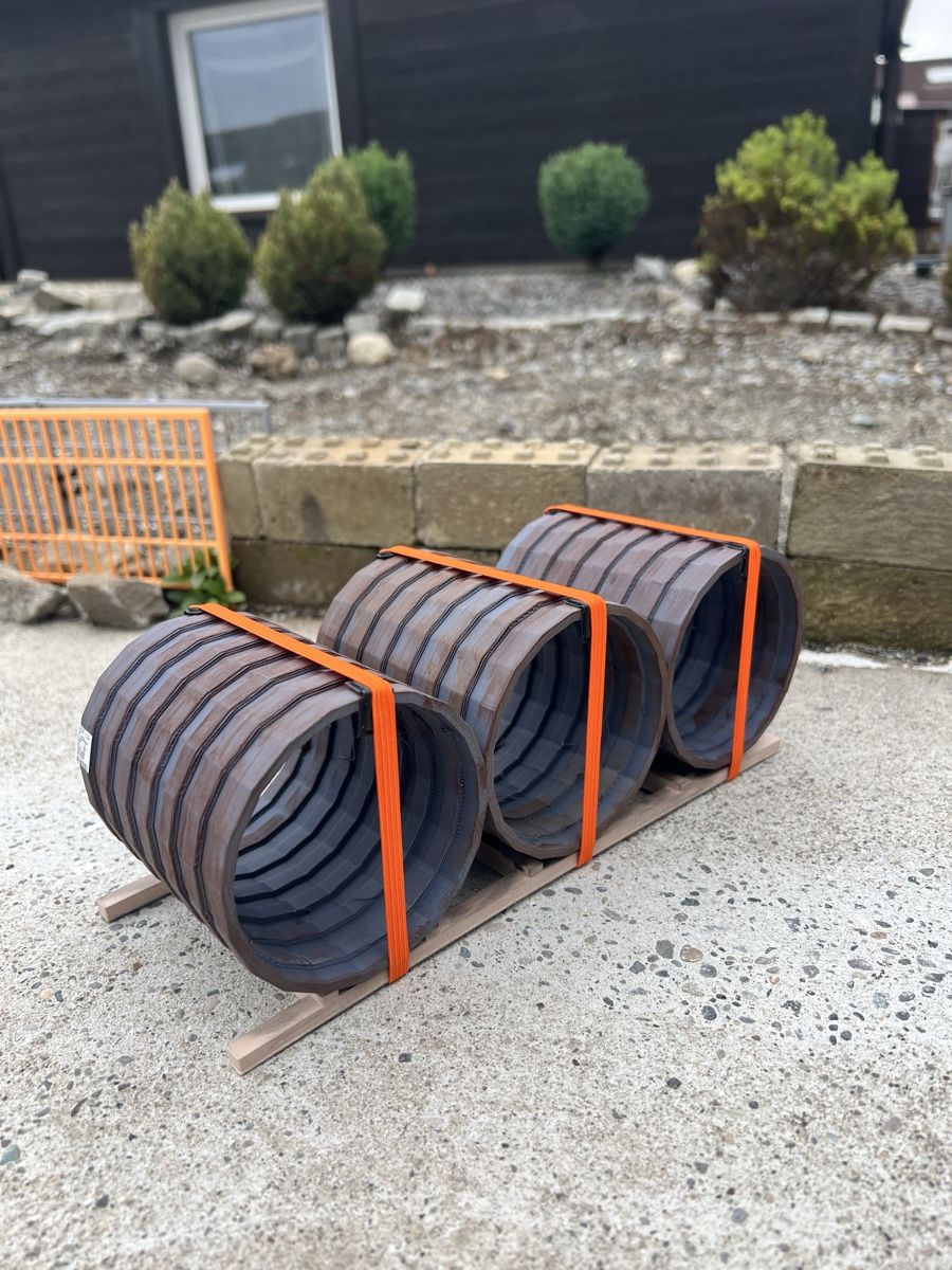 Modellismo RC: 1:14 Rollen auf Holzbalken – Nuovo e nell'imballaggio originale da Altdorf UR venduto da modellbau-widmer 1