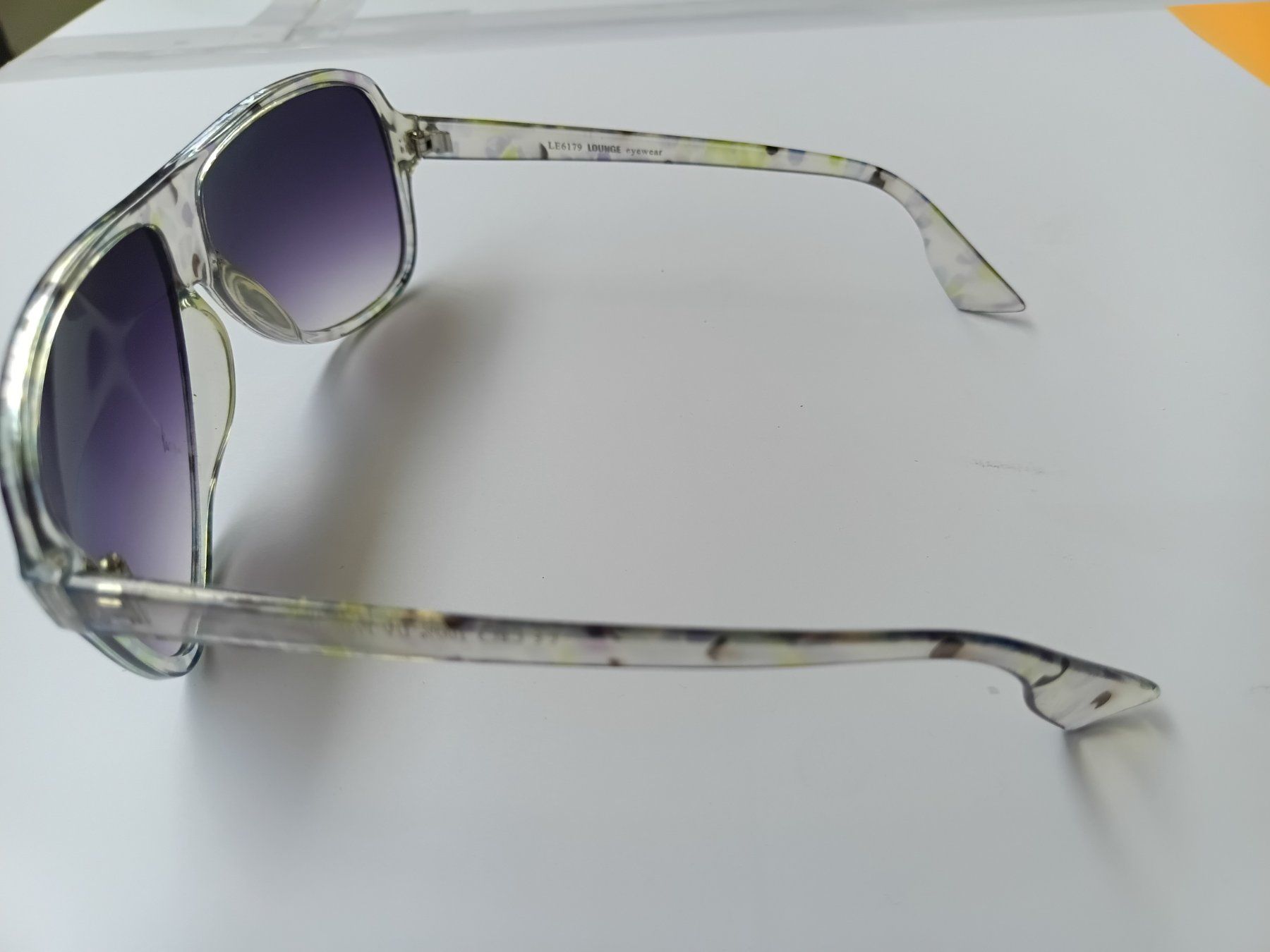Lunettes & Verres: Sonnenbrille Transparent mit Muster – Neuf (Voir description) à Wängi par Ladys_First 2