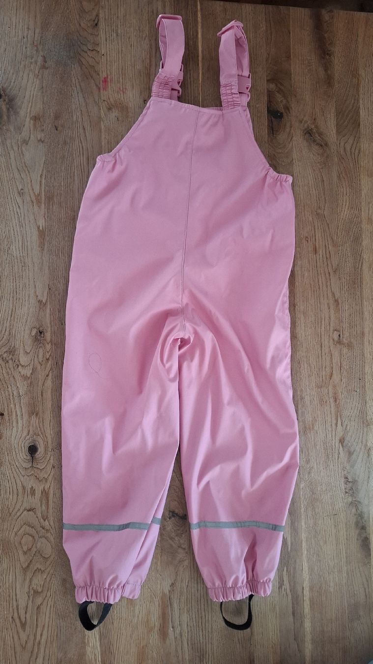 Ensembles coordonnés: Match-/Regenhose – D'occasion à Dürrenäsch par Mikrowilli01 1