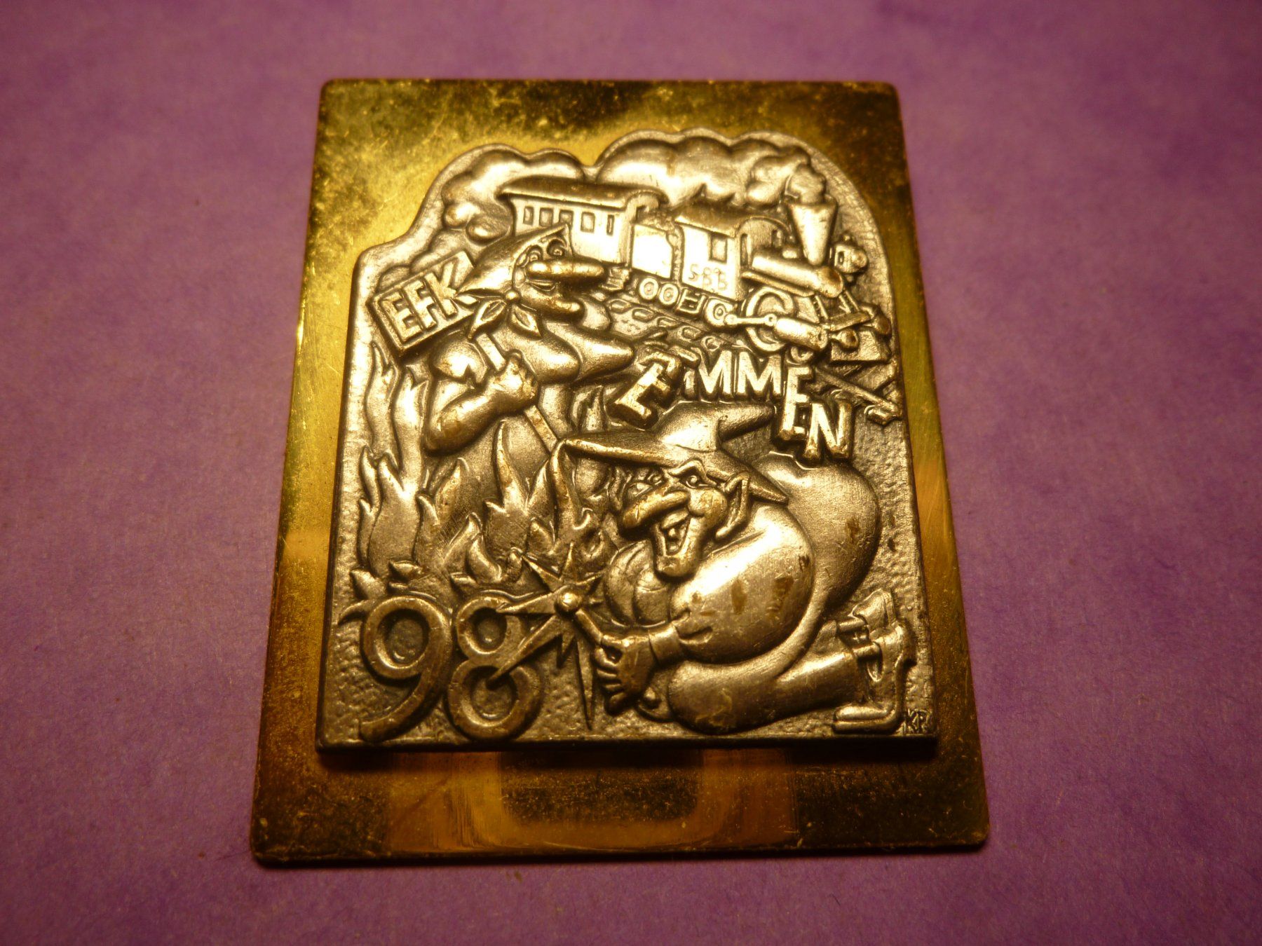 Plaketten & Abzeichen: EMMEN 1998 GOLD – Gebraucht aus Ried (Muotathal) von Mandarin02