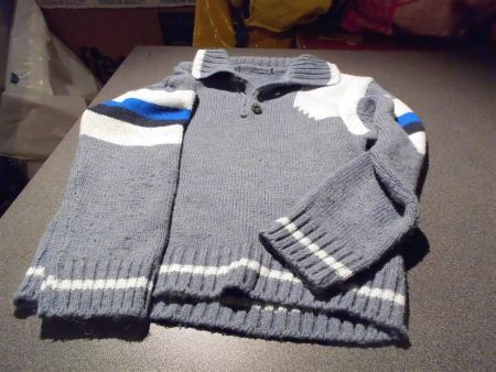 Pullover ca. Grösse 104/110, grau/weiss/
