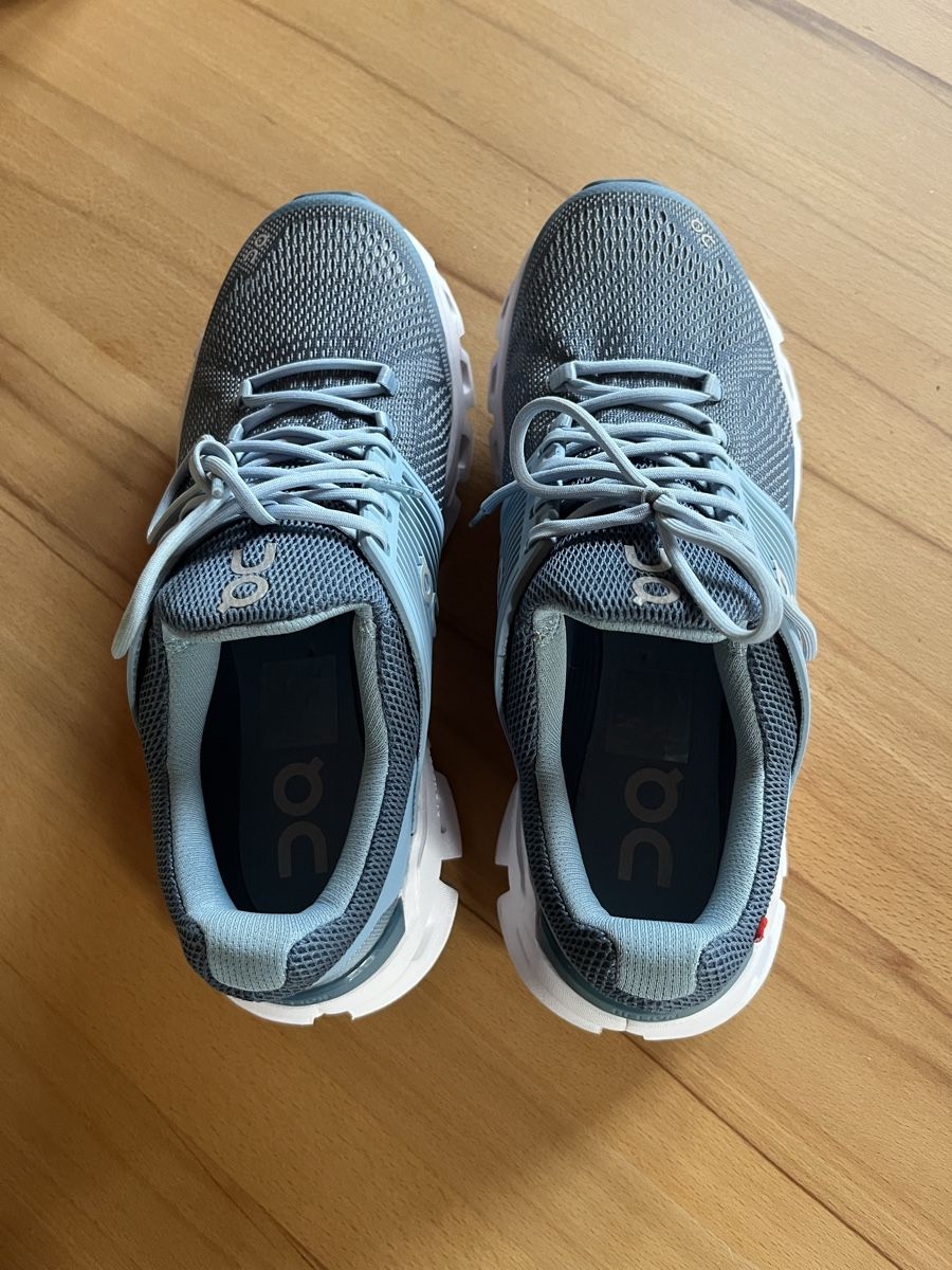 On Chaussures femmes: On Cloudtec Laufschuhe Gr.40 – D'occasion à Winterthur par sonnentag01 1