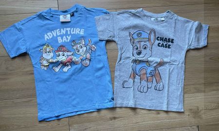2x T-Shirts, Grösse 122 / 128