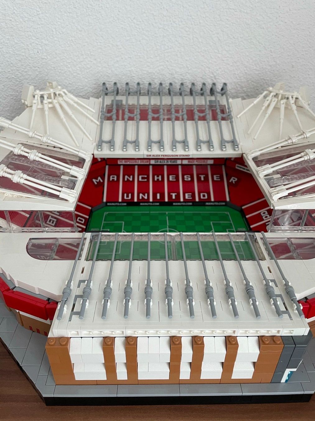 Lego Kit di costruzioni: Lego 10272 Old Trafford + VIP – Usato da Reichenburg venduto da Sternschnuppa 2