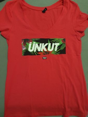 Tshirt fushia unkut taille M