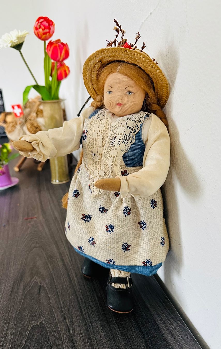 Bambole: Vintage Stoff Trachtenpuppe Typ Sasha – Usato da Zürich venduto da brazerola 5