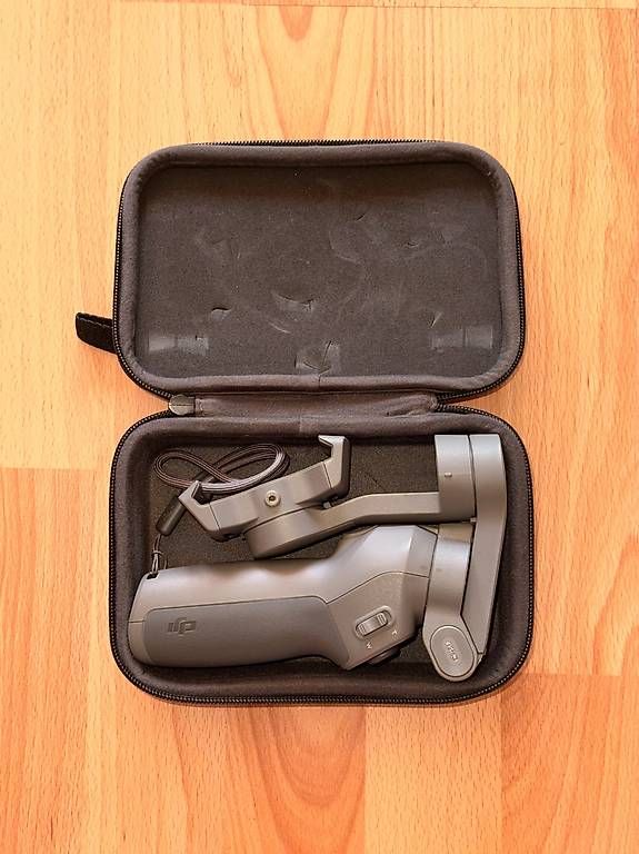 Halterungen: DJI Osmo Mobile 3 – Gebraucht aus Lausanne von syl_jlr2