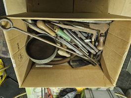 Werkzeugkiste mit vielen Werkzeugen - Top für Handwerker!