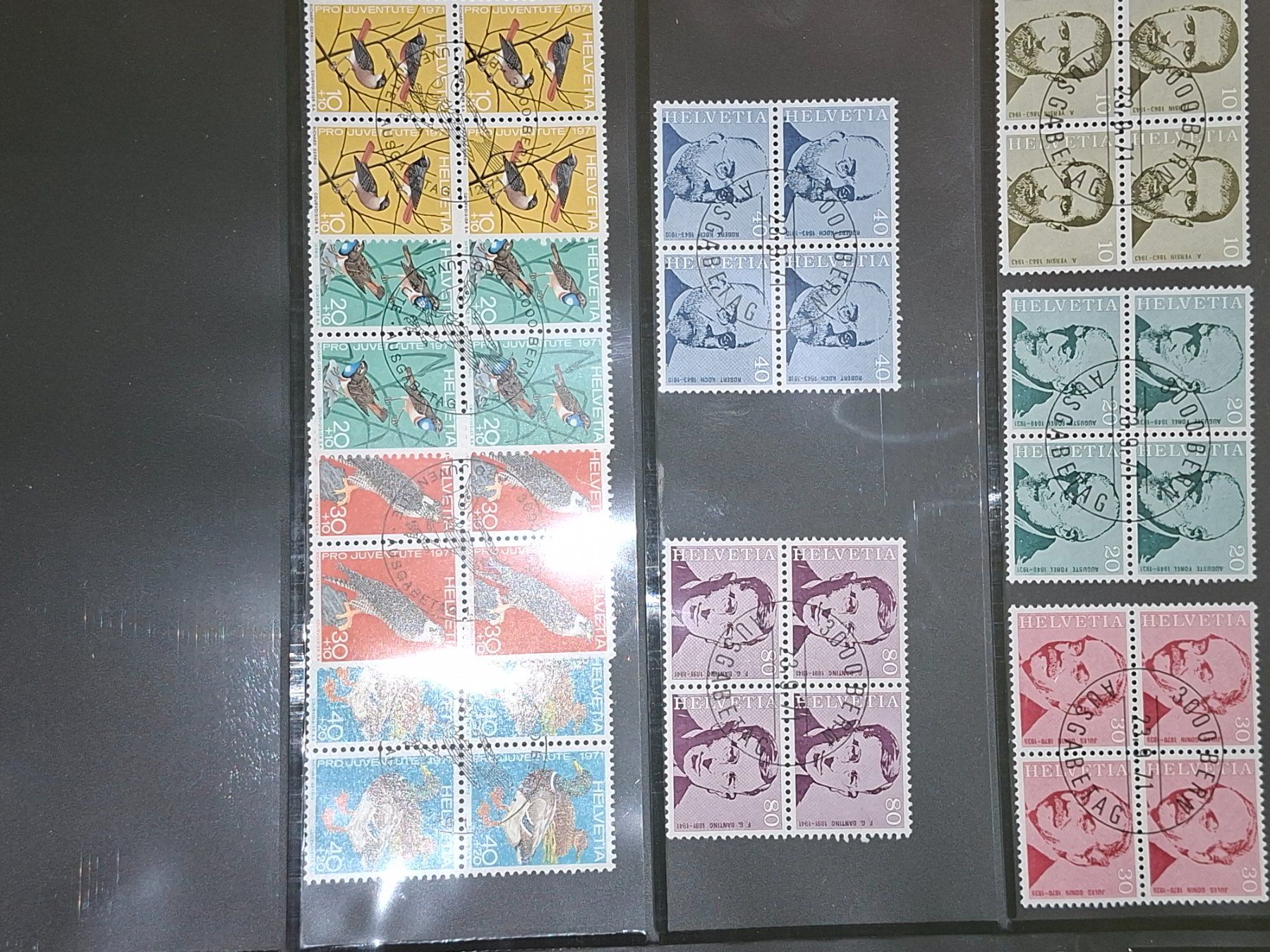 Tutti i francobolli: 21 Doppelsteckseiten für Blocks / einzelmarken – Usato da Balgach venduto da SIMEON27 1