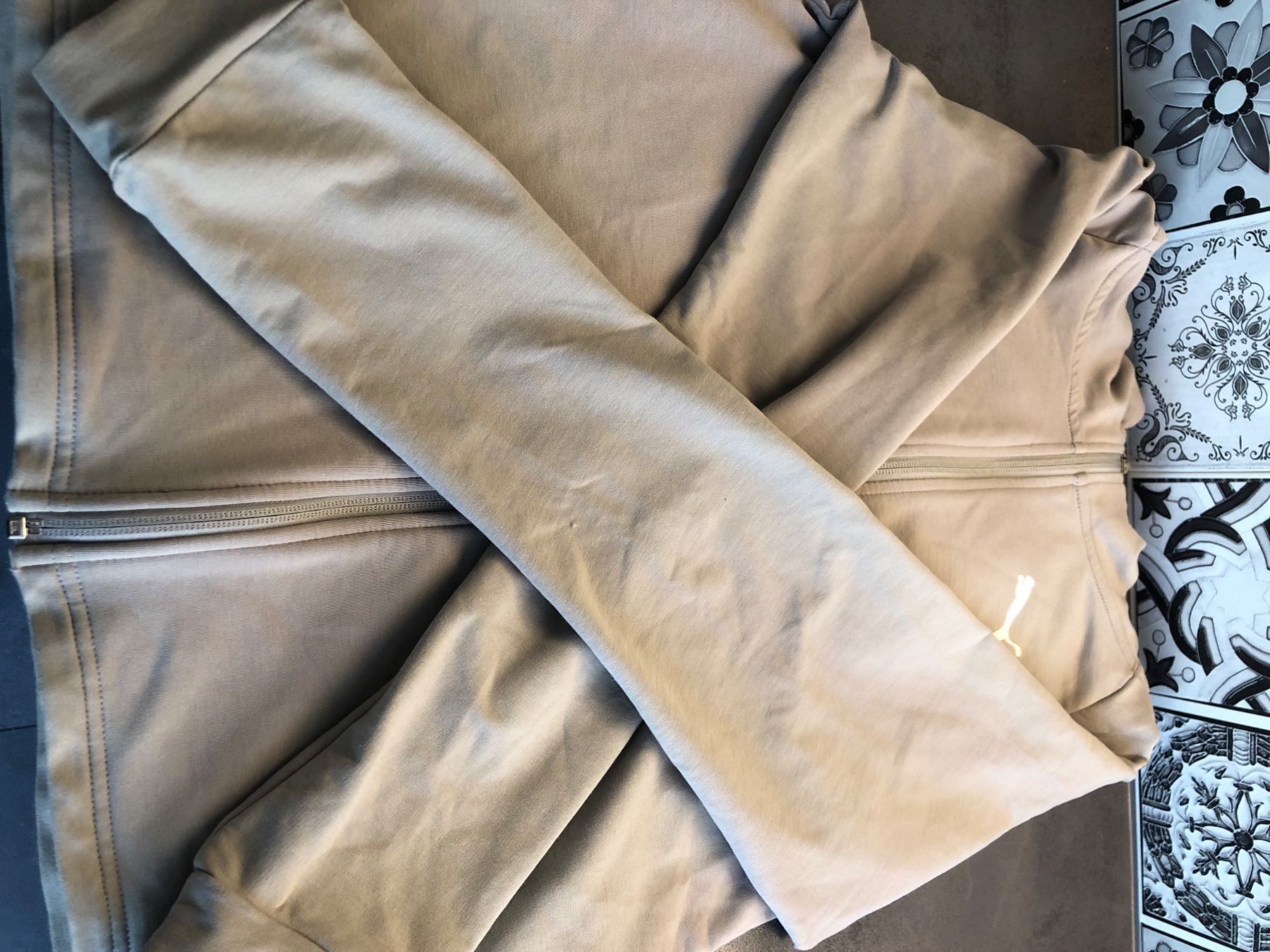 Puma Giacche: Veste training Puma – Nuovo (secondo la descrizione) da La Chaux-de-Fonds venduto da Trogir 1
