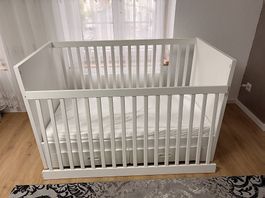 Ikea Kinderbett weiss mit Schubladen - guter Zustand