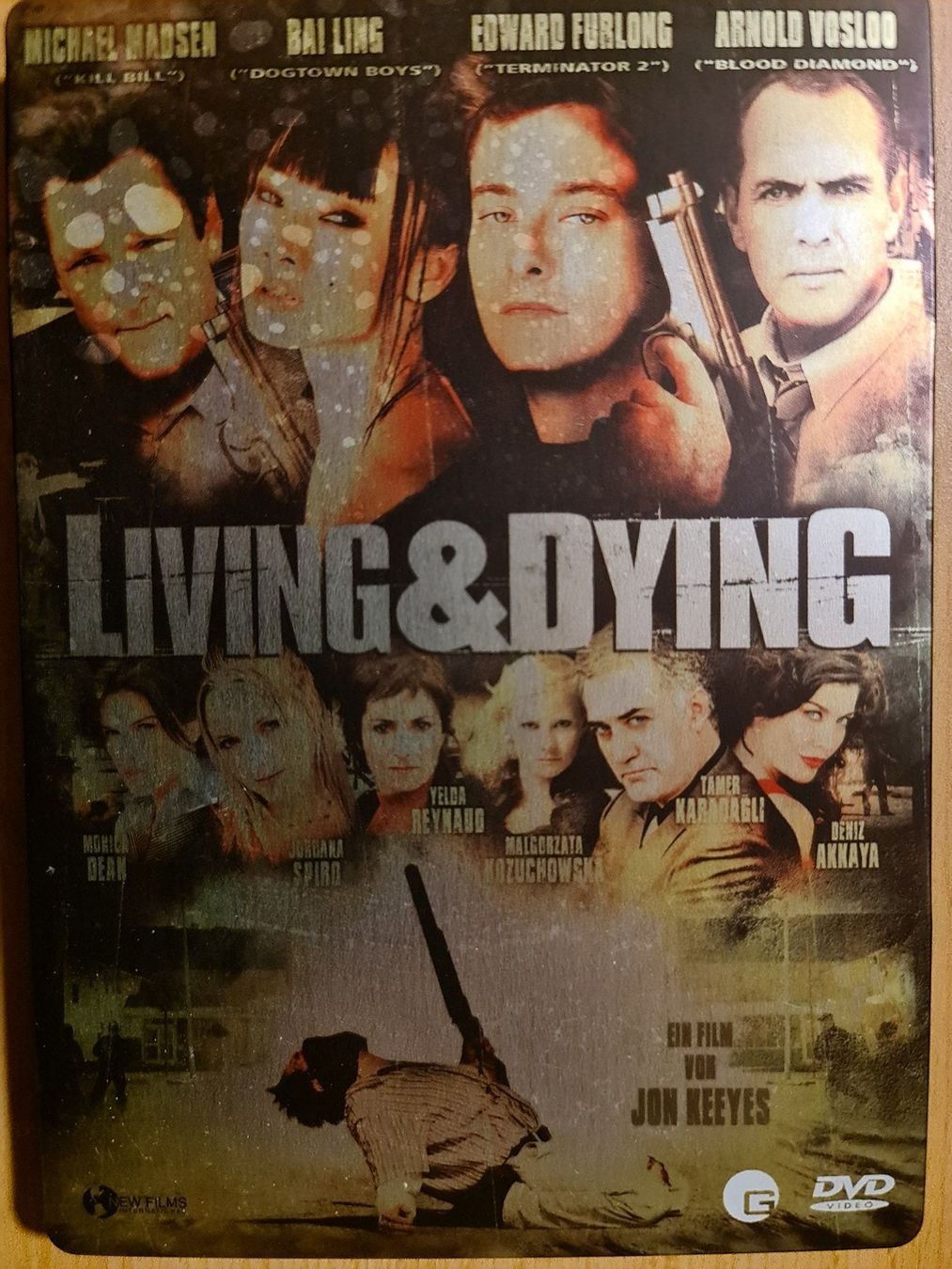 Tutti i DVDs: DVD living & dying – Usato da Dintikon venduto da Vexi