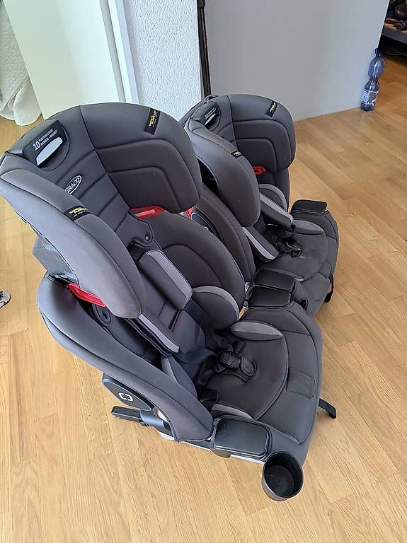 Seggiolini per auto: Graco Kindersitz – Usato da Frauenfeld venduto da armi1905 2